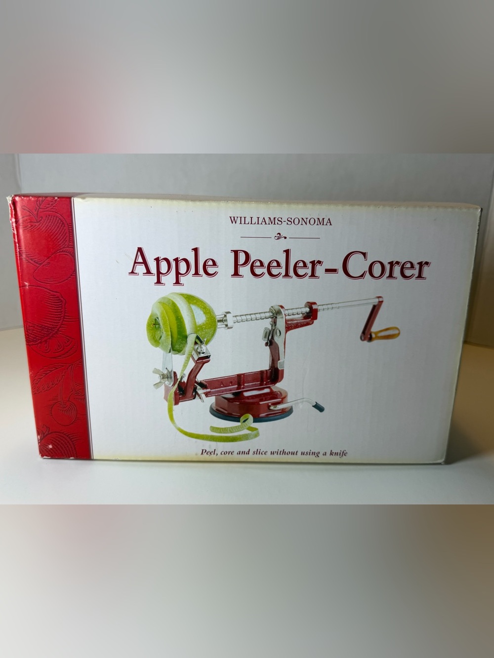 Williams-Sonoma Cast Iron Apple Peeler-Corer w/Suction Cup Base - SKU 820373 NIB